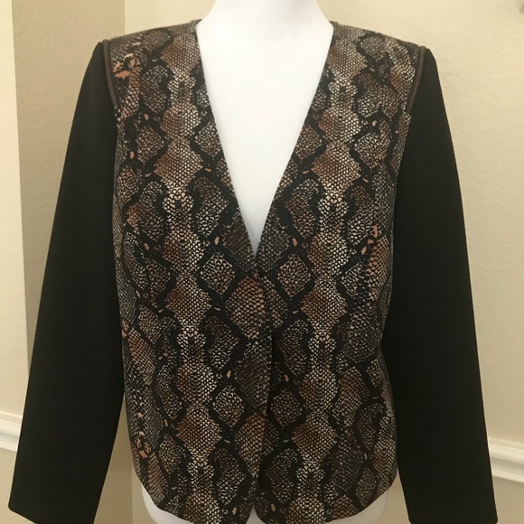 Reptile Print Jacket - Picture 1 of 4